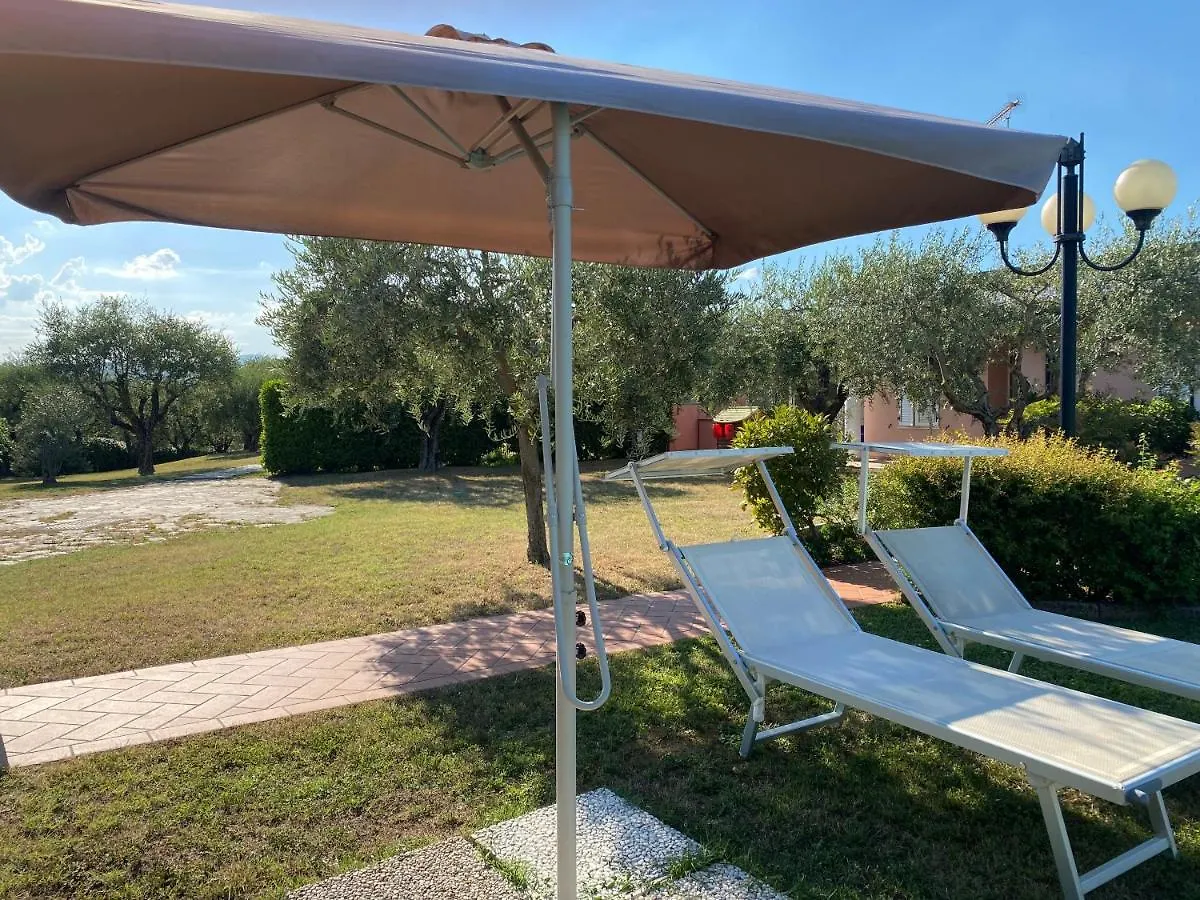 Flowers & Garden Apartment Con Vista Lago Manerba del Garda