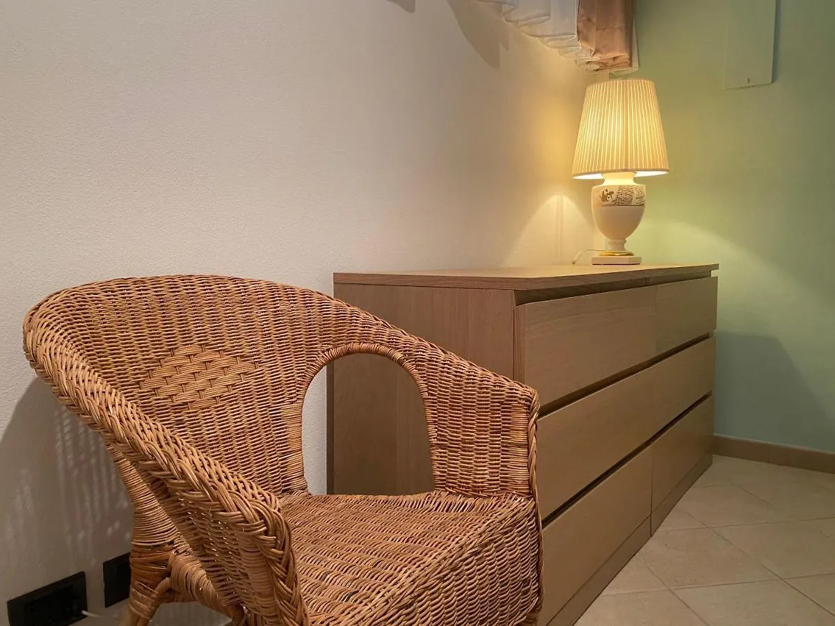 Flowers & Garden Apartment Con Vista Lago Manerba del Garda